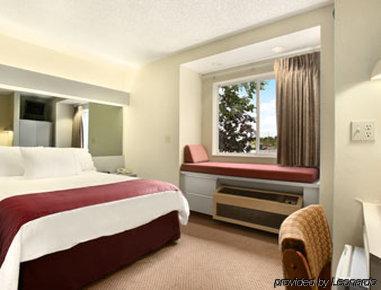 Quality Inn & Suites Watertown Fort Drum Calcium Szoba fotó
